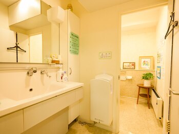 ひだまり鍼灸整骨院/洗面台