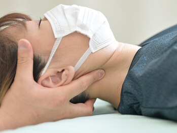 よし鍼灸接骨院 南堀江院/ヘッドマッサージ