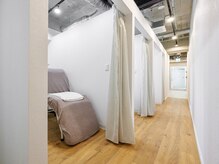 ホープス バイ カルム(Hope's by calm)/リラックスできる半個室空間