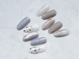 【大人ダリメシアンネイル】