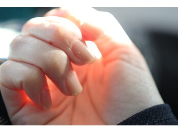 クロ(KURO)/スキンカラー/茜部ネイルサロン