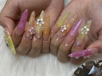 レーヴ(Reve)の写真/【海田】完全個室空間☆彡毎日気分の上がるネイルをお約束♪幅広いお客様のデザインを再現いたします★