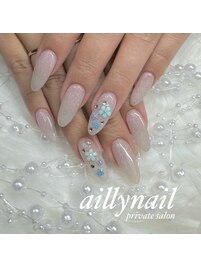 紫外線で色が変わるネイル