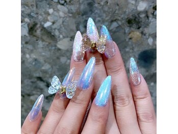 リリック(LyRiC)/ネイル史上最大の透明感と輝き☆