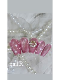 大人かわいいクリスマスネイル♪
