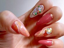 ネイルズ とんぷそん/ルビーピンクが可愛いネイル♪