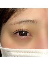 エイティスト(8ist)/パリジェンヌ[新宿/新宿駅]