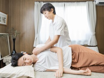 あお/【経絡全身マッサージ】肩こりに