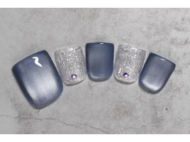 6000円　フットネイル