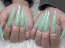 エト(etoh.)の雰囲気(理想のロングネイルも可能です!)