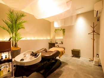 リスタ(Resta)の写真/丁寧なカウンセリング×本格ヘッドスパで疲労回復と頭皮&髪質ケアが同時に叶う♪足湯付きで血行促進にも◎