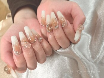 アイフェリス フェリス(I feliz×feliz)の写真/【スカルプアートし放題3時間コース】パーツやストーンもやり放題!スッと長く見える綺麗な指先に…♪