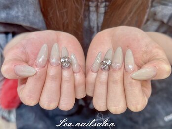 レアネイル 渋谷店(Le’a nail)/長さだしワンカラー+Vカット