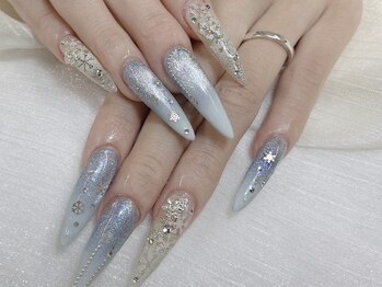 冬本番の景色を指先に雪の結晶