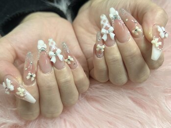 ワイズビューティー 京橋店(y's beauty)の写真/《特別な日のネイルお任せください♪》圧倒的高技術で大事なイベント前に◎トレンドデザインのサンプル★
