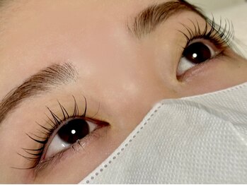 ノズ(NOZ)の写真/人気No.1《上下マツパ》しっかり盛れているのに自然で上品な仕上がり オフィスメイクや大人女性にも◎