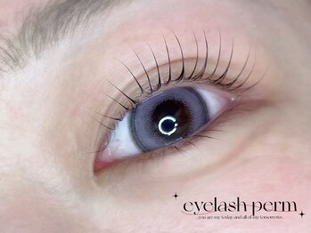 まつげ屋 サントムーン柿田川店/セラップリフト