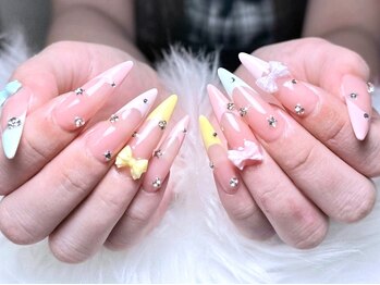 ハナローズネイル 新宿店(Hana Rose Nail)の写真/【23時まで営業◎】技術のあるスタッフが担当♪高技術×豊富なデザインで理想が叶う☆[新宿/長さだし]