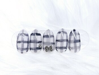 イング(+ Ing)/チェックネイル