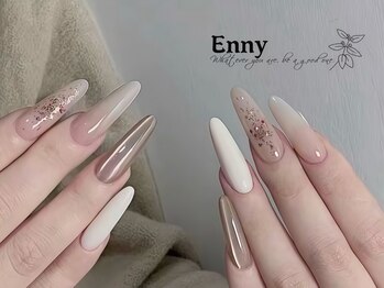 エニー 錦糸町店(Enny)の写真/縦長美爪が叶う長さ出し◆美シルエットで細見えする指先に♪フォルム形成×デザイン力にこだわって満足度◎
