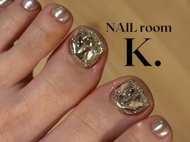 フット親指埋めつくし