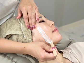 ヴィーナスプロ 岡山駅前(Venus Pro)の写真/【艶肌WAX脱毛専門】ノーファンデ肌を目指すなら、高級エステより断然“顔脱毛”!全顔脱毛(肌診断付)¥8480