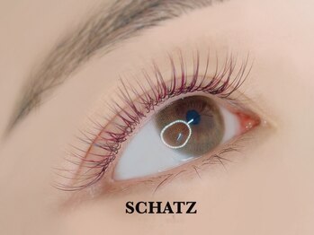 シャッツ(SCHATZ)の写真/髪色やイベントに合わせて、目元もお洒落に☆【カラーエクステ¥4500～】いつもと違う自分に♪