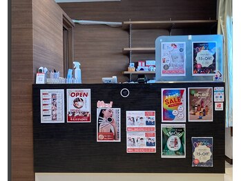 リモア 川崎駅前店(re×more)/お客様をお迎えする受付