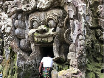 アジアンリラクゼーション ヴィラ 大橋店(asian relaxation villa)/バリ島 ゴア・ガジャ遺跡