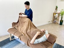 仁 久喜院(JIN)/室内にはヒーリングミュージック