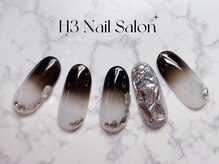 エイチスリー(H3)/2色グラデ+埋め尽くし+ストーン