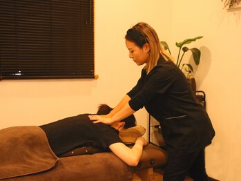 エムエイチセラピー(mhセラピー)/背中周りのマッサージ