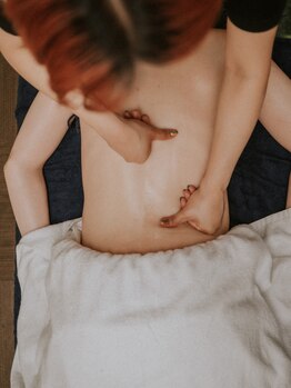 ジェイリン美容サロンの写真/【フィリピン式HILOT（ヒロット）マッサージ×リンパマッサージ】特別なピーリングマッサージがオススメ♪