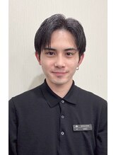 眉毛の王様 新宿本店 奥