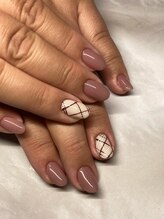 サフィールネイルサフィールネイル(Saphir nail)/チェックネイル