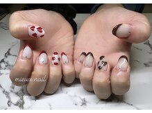 ミュー ネイル(mieux nail)/ハート×フレンチネイル