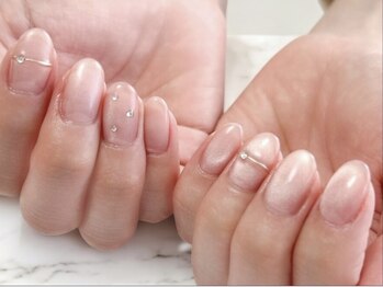 リリー(Lilly)/enoi使用マグネットネイル