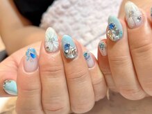 ダリア 西大寺本店(DAHLIA)/白×ブルーネイル♪