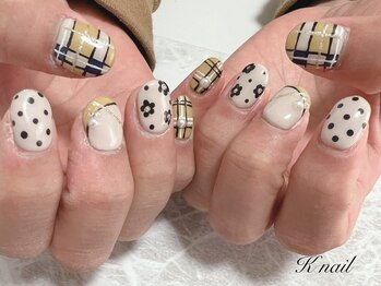 ケーネイル(Knail)/ガーリー