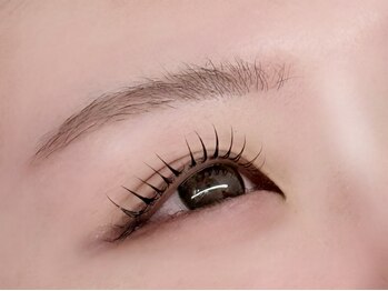 プレザント(PLEASANT)の写真/《朝のメイク時短に！》お目元のお手入れで華やか&大人仕様の印象に♪根元から立ち上げ印象的なお目元へ☆