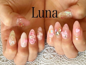 ルーナ(Luna)/和装も洋装もok