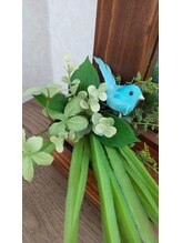 はればれ/店内、いたる所に鳥がいます。