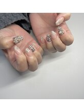 クレヴィア(Crevia)/ツイードネイル