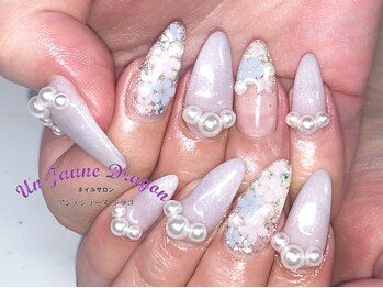 アン ジョーヌドラゴ/【ロングネイル】お花ネイル