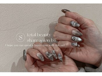 ビーティー(bT)/