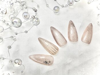 ベージュマグネットデザイン