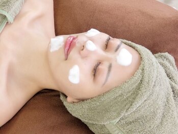 ミンティ 池袋東口(minty)の写真/毛穴洗浄の一時的な毛穴ケアだと物足りない方へ◎REVIハーブピーリングで、引き締め毛穴＋艶やか透明肌へ♪