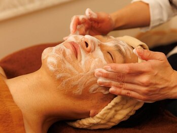 ゾーンビューティーハウス 松戸店(ZONE BEAUTY HOUSE)の写真/【清潔感あるお肌で印象UP】見た目で一番視線がいくお顔！清潔感があると、仕事も恋愛も上手くいくはず！？