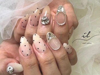 イル 神戸店/チェーン囲みフレンチ×水玉