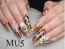 エムユーファイブネイル(MU5-nail)